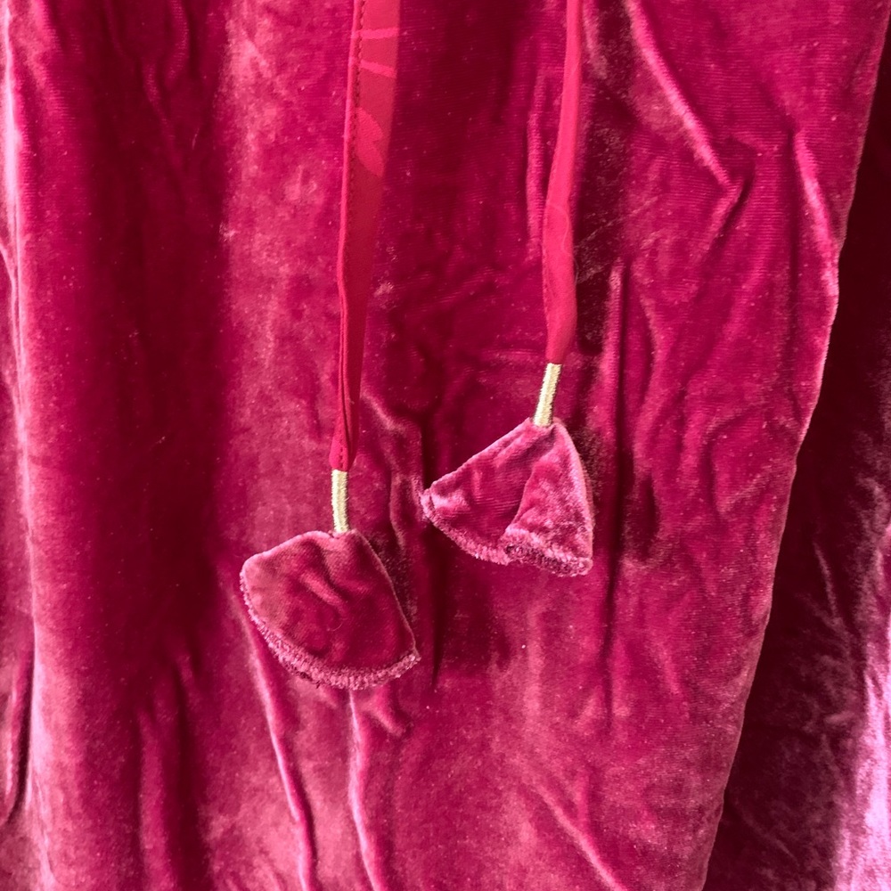 Tommy Bahama Velvet Top - Picture 2 of 7